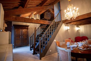 Chandelier gîte Jardin